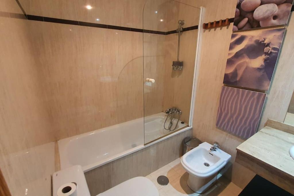 Apartment Nuevo Prados Con Wifi Y Garaje - Vut-2820-as *